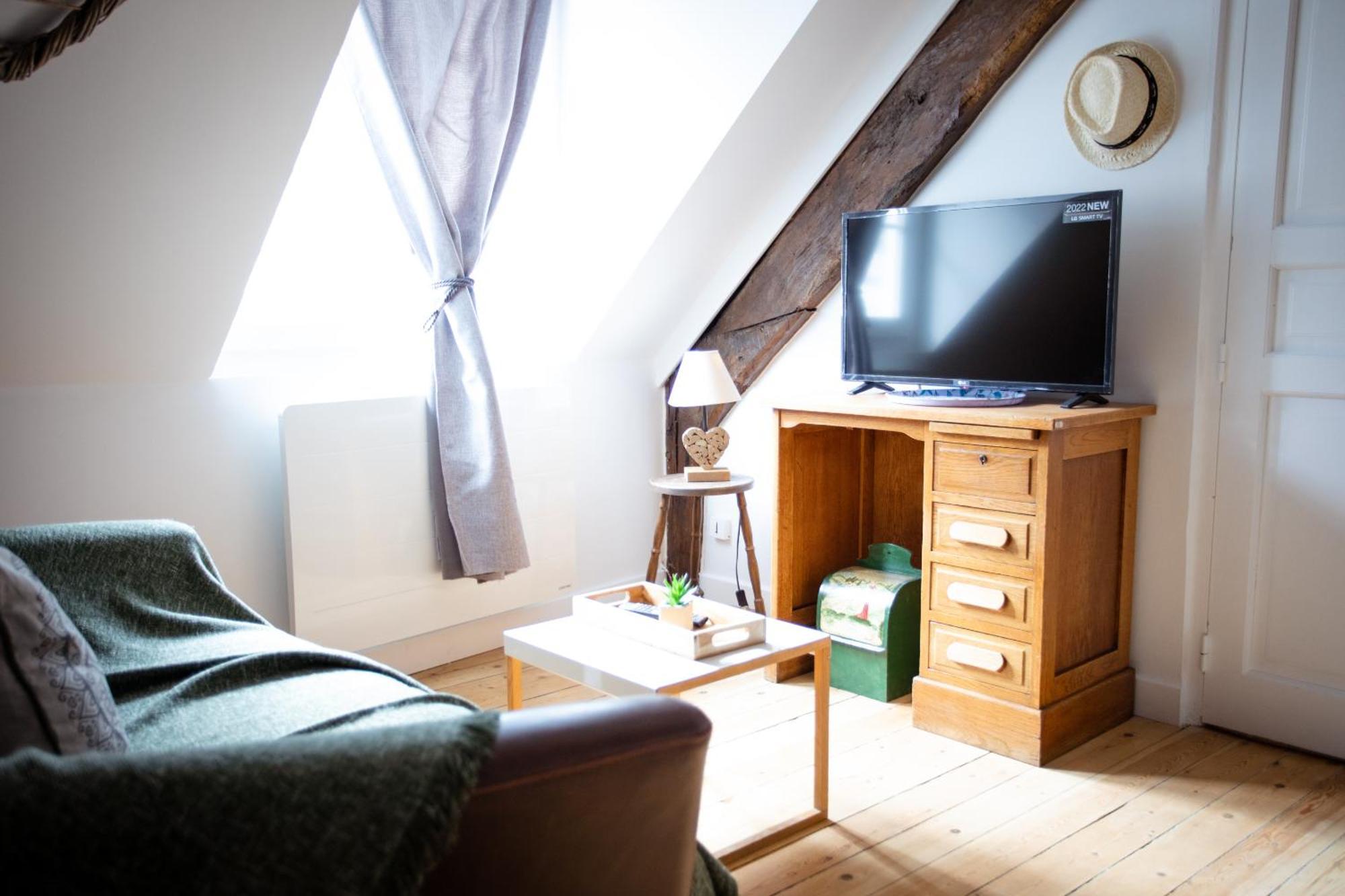 La Villa Au Petit Bonheur Honfleur Exterior foto